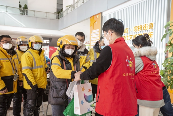 送医送药做好民生保障 无锡堰桥寒冬传真情